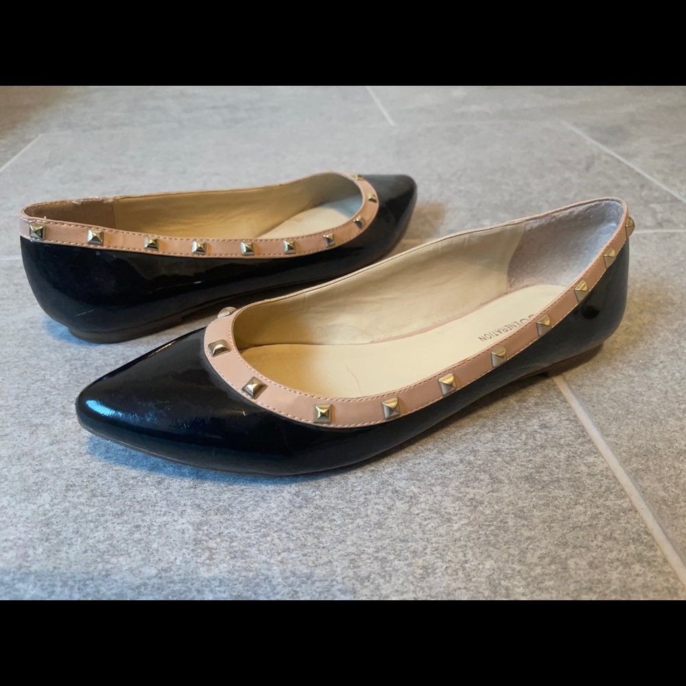 BCBG Rockstud Patent Ballet Flats Size 7.5